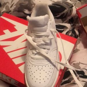 Never worn just like new Nike